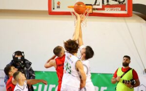 Маџари со фуриозен финиш до голема победа над Тиквеш