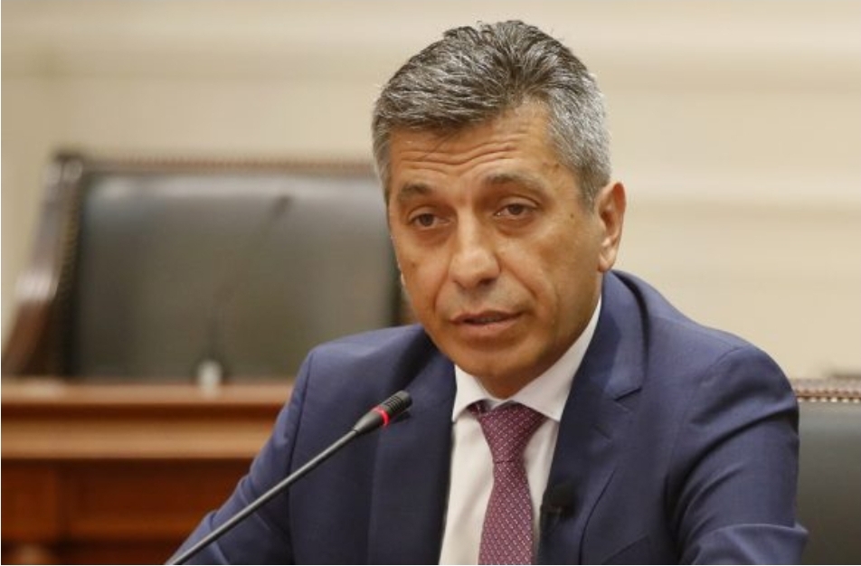 Албанската опозиција бара оставка од шефот на дипломатијата оти наводно употребил навредлива реторика кон Албанците во Македонија