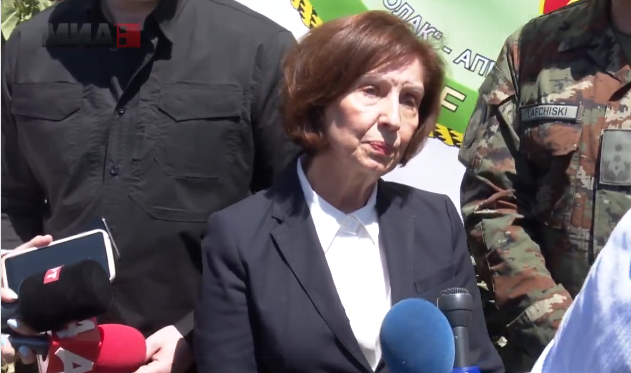 Сиљановска-Давкова: Со стабилна влада во Бугарија има простор за разговори