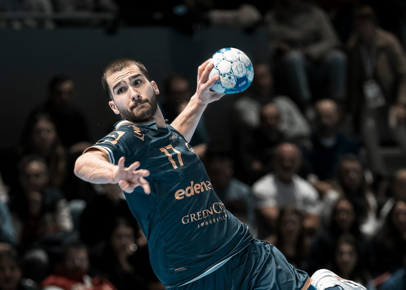 Спортинг Лисабон во Србија најде замена за Кошта!