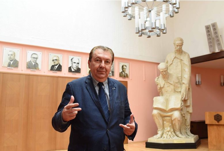 Новиот ректор Никола Јанкуловски: Ќе работиме УКИМ да биде посилен и значаен фактор во европскиот образовен простор