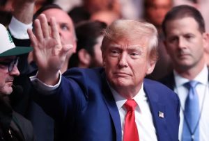 Трамп предлага ново име за настанот на УФЦ во Белата куќа