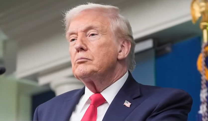 Трамп објави дека на барање на Пакистан ќе го продолжи примирјето со Иран