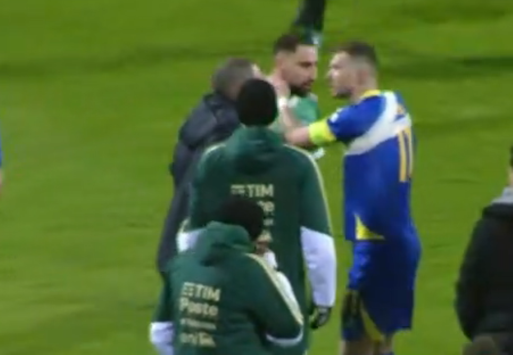 Донарума е лош губитник: Сакаше да се тепа по поразот, го смируваа повредениот Џеко и легендата Бонучи (ВИДЕО)