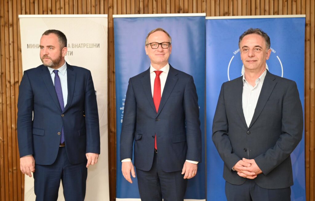 Тошковски: Протокол за постапување на лица без државјанство