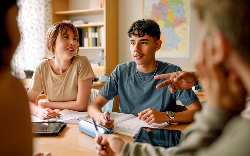 Македонски Телеком и „Михајло Пупин“ со Меморандум за соработка до нова генерација технолошки професионалци