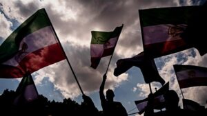 Иран: Преговорите може се параван за изненадувачки американски воен напад