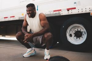 Френсис Нгану: Борците немаат храброст да станат слободни агенти