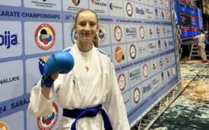 Бреслиева со пласман во осминафиналето на СП за јуниори