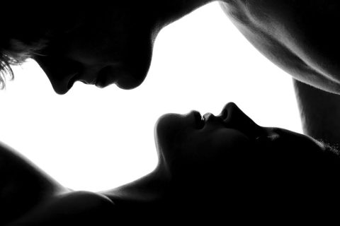 Секс на јавно место: Возбуда што може скапо да ве чини