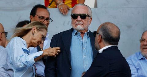 Де Лаурентис ќе го пушти Конте да ја води Италија, но под еден услов!