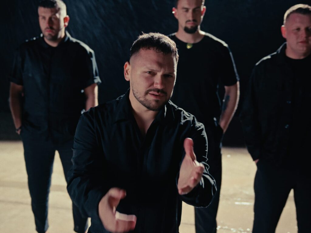 Артист Бенд со „Тажен крај“ и со емотивен видеоспот