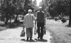 5 навики на луѓе кои живеат долго: Оваа една се појавува кај сите стогодишници во Европа