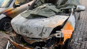 Опожарени два паркирани автомобили во Куманово