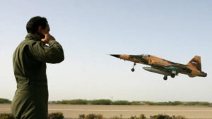 Ирански борбен авион од времето на Виетнамската војна ја проби американската одбрана во Кувајт