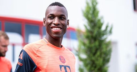 „Профилот“ на Џексон не одговара за Баерн, Сенегалецот се враќа во Лондон