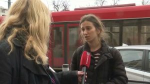 (ВИДЕО+ФОТО) „Што по ѓаволите, те боли како се викам?“ Студентка од Србија стана вирална икона!