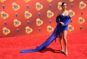 (Фото) Актерка го покажа ненадејното опаѓање на косата, ги шокираше сите: „Започна“