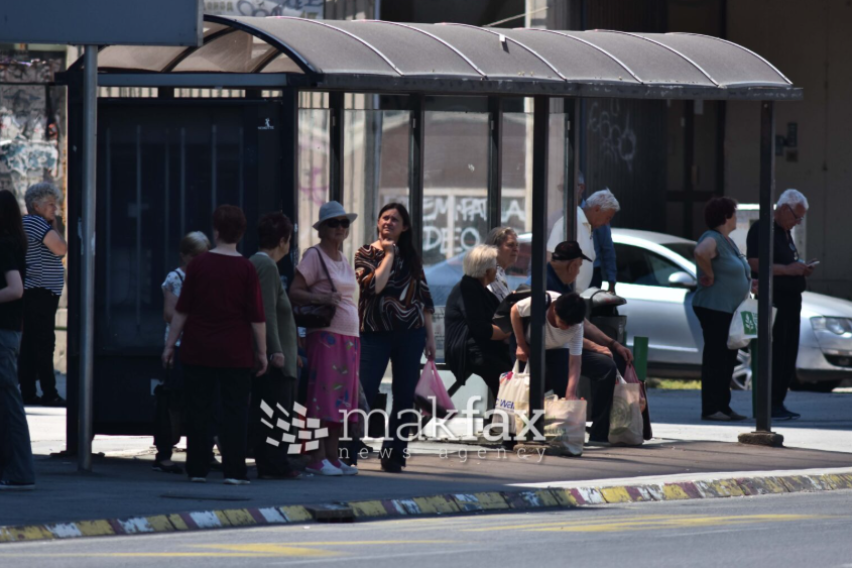 Грабеж среде бел ден во Центар: На автобуска постојка ѝ одзеле накит на 55-годишна жена