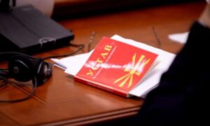 Мицкоски: Подготвен сум да се ограничи двојното државјанство за извршната власт