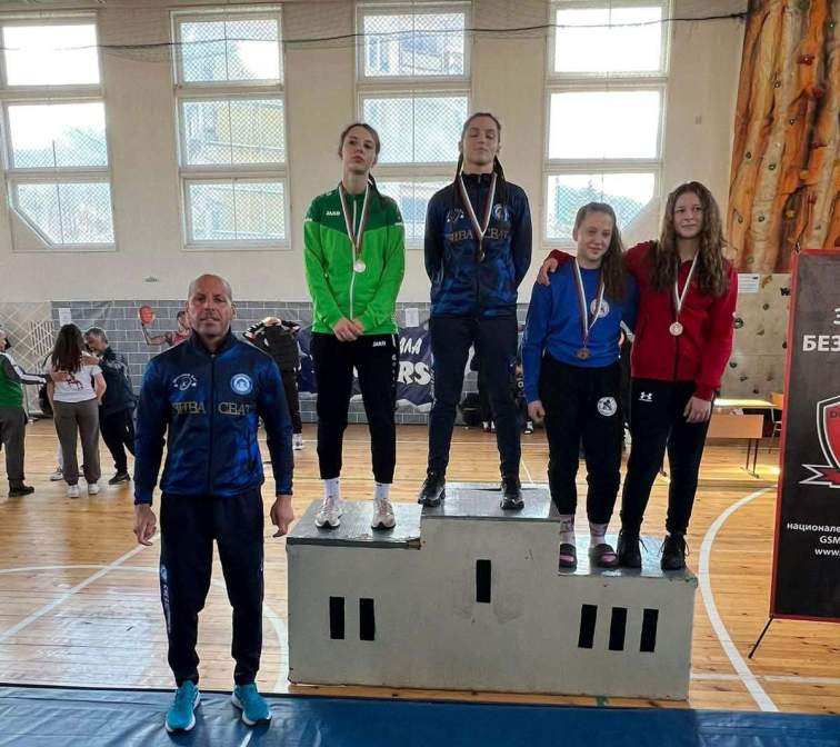 Јована Нисева прва, Марија Нисева втора на Државното првенство на Бугарија