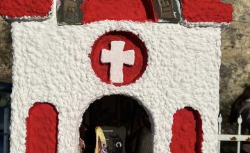 Света Литургија во црквата Свето Благовештение – Благовец во Коњско