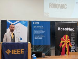 RoboMac е движење кое ги обединува енергија, знаењето и динамиката