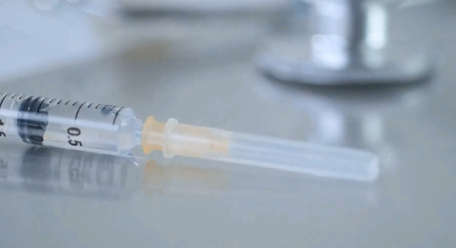 Вонредни контроли на ДСЗИ поврзани со илегалните ботокси и филери