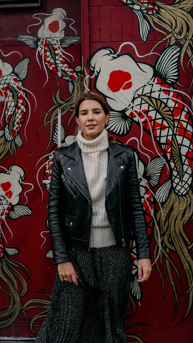 Кожни јакни кои никогаш не излегуваат од мода: Тренд кој постои од 80-те години и нема намера да исчезне!