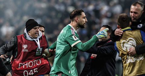 ВИДЕО: Нервозниот Донарума „експлодира“, сакаше да се пресмета со босанските херои!