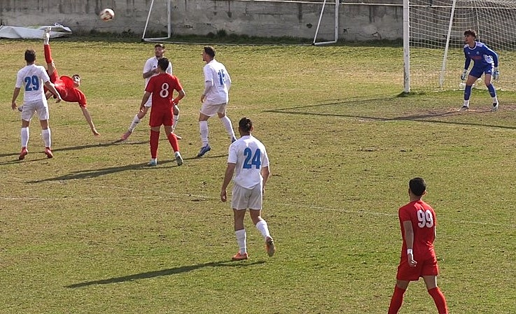 Еврогол во македонска втора лига – фудбалер на Победа Прилеп даде гол за најавни шпици