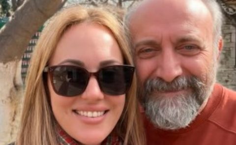 Фановите ги дочека големо изненадување: Турските актери попознати како Сулејман и Хурем заљубени