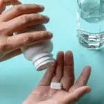 Витамин што многумина го користат може да ги оштети нервите