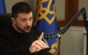 Зеленски: Русија ја користи нуклеарната централа Запорожје за воени цели