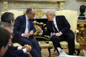 Мерц одговори на заканите од Трамп