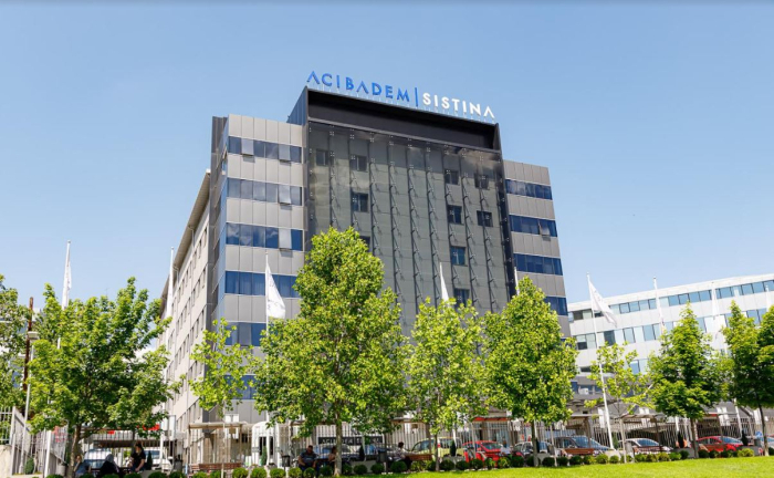 Роботска хирургија во клиничката болница „Аџибадем Систина“