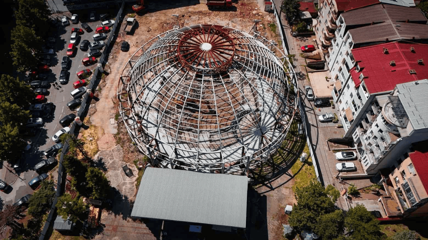 ПОЧНУВА РЕКОНСТРУКЦИЈА НА УНИВЕРЗАЛНА, треба да биде готова до 2028 година