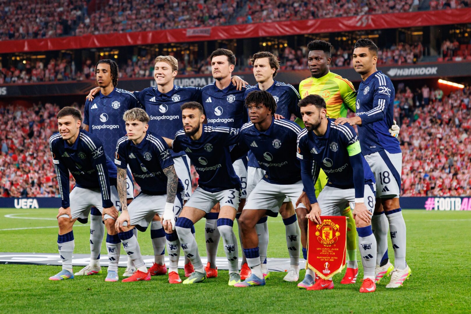 Подготвена е голема чистка на „Олд Трафорд“