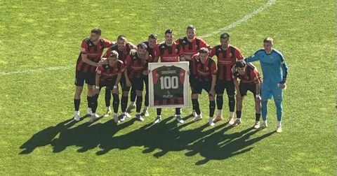 Јубилеј за капитенот: Омерагиќ влезе во „клубот 100“ на Вардар