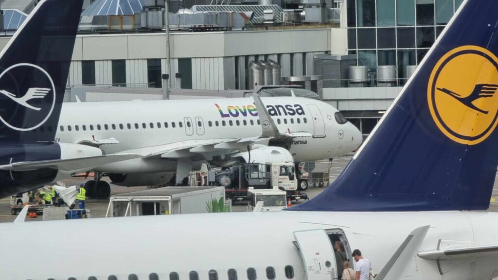 Луфтханза укинува 20.000 летови 