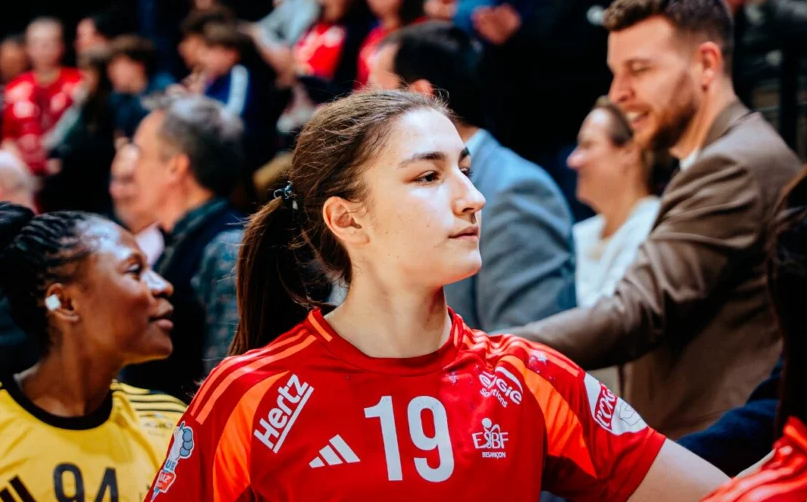 Ива Младеновска заминува од Безансон на крајот на сезоната