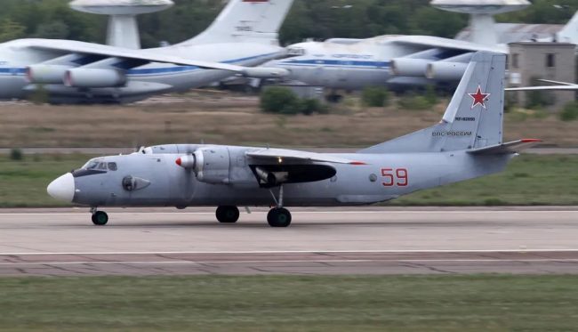 РУСКИ ВОЕН АВИОН СЕ УРНА НА КРИМ, ЗАГИНАА 30 ЛУЃЕ