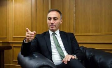 Продолжен куќниот притвор за Артан Груби