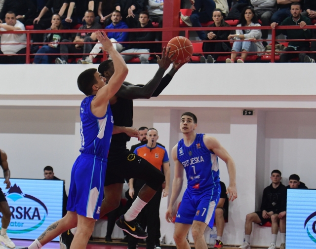 Сутјетска без шанси во Скопје, ТФТ издоминира за финале! (ФОТО)