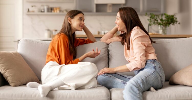 Што навистина ги мачи тинејџерите: 5 работи што родителите треба да престанат да ги прават