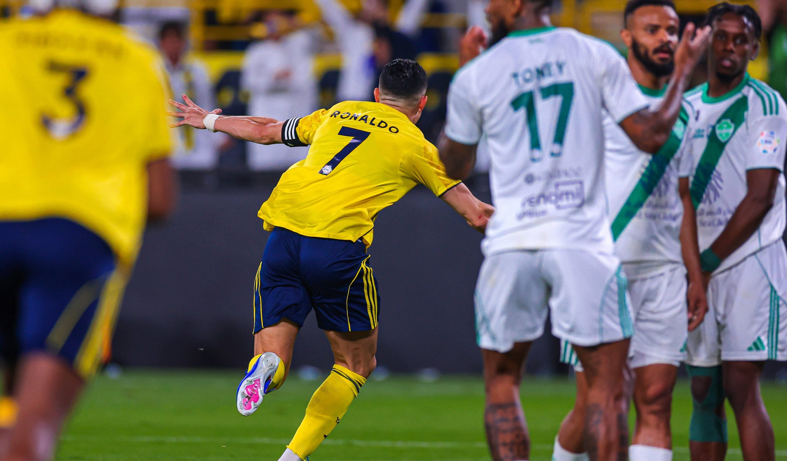 Кристијано Роналдо е чекор поблизу до „вечноста“ (ВИДЕО)