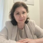 Син ми слуша лоши зборови за мене од соучениците затоа што е дете на разведени родители. Што да направам?