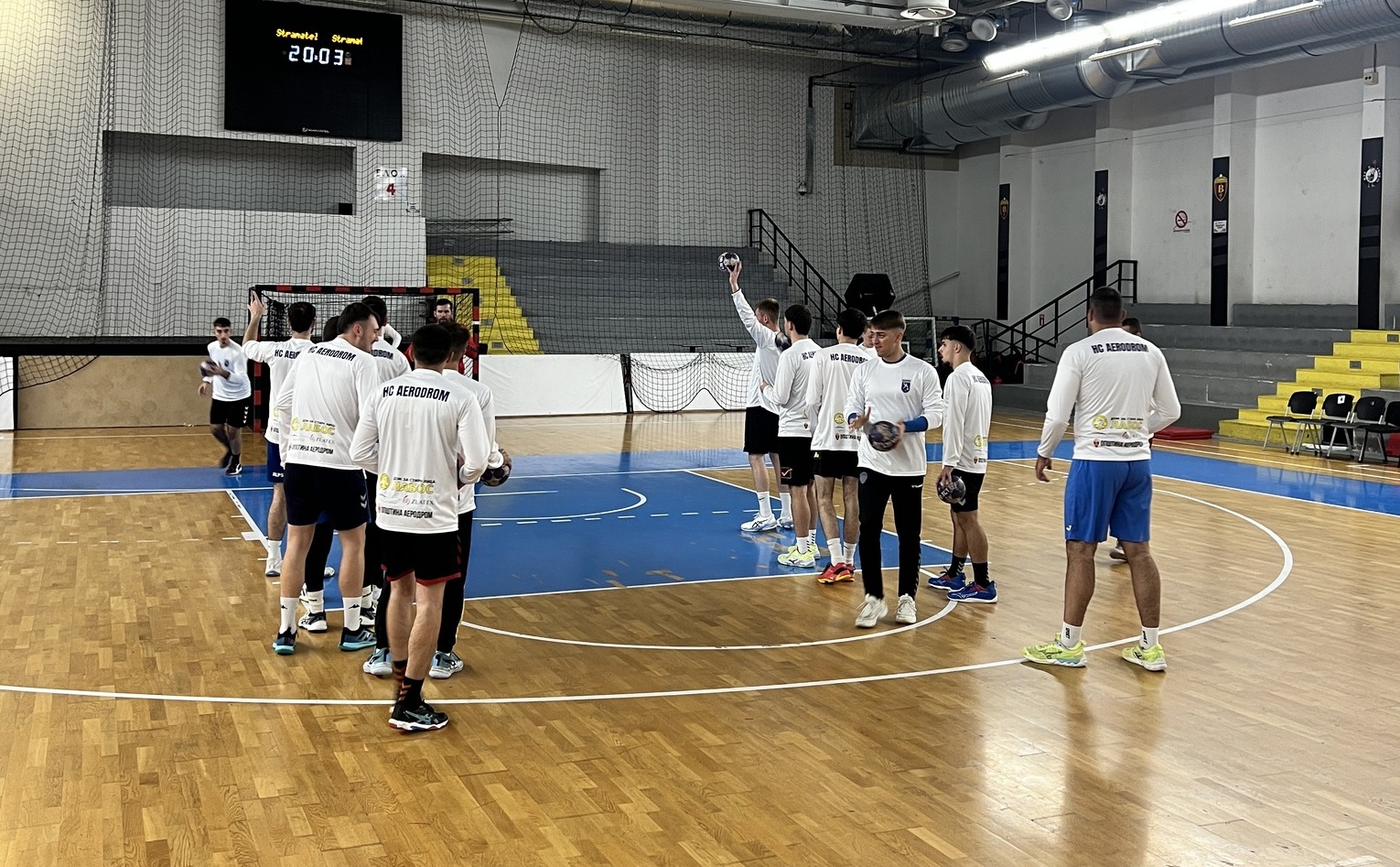 Аеродром убедлив против Овче Поле