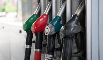 Владата ги продолжи намалените акцизи до 4 мај: Се очекува дополнително поевтинување на горивата