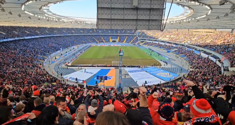 Полска фудбалска револуција: 53.000 луѓе на второлигашки меч, два клуба во ЛШ, шест во борба за титула